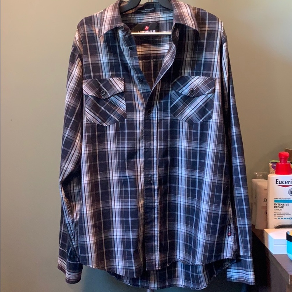 Airwalk men’s button up